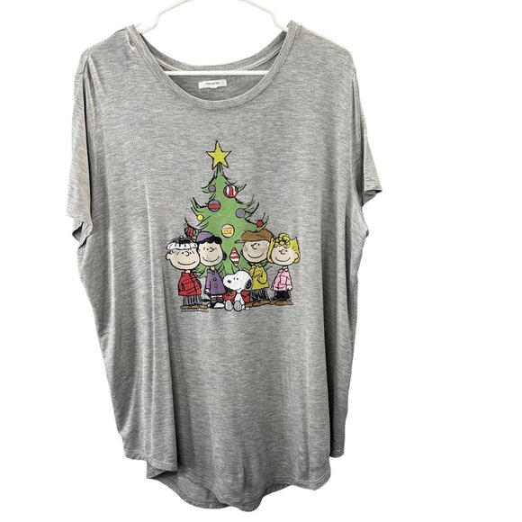 Maurices Peanuts Christmas T Shirt XXL Gray Graphic 2023 Loose - Picture 1 of 8